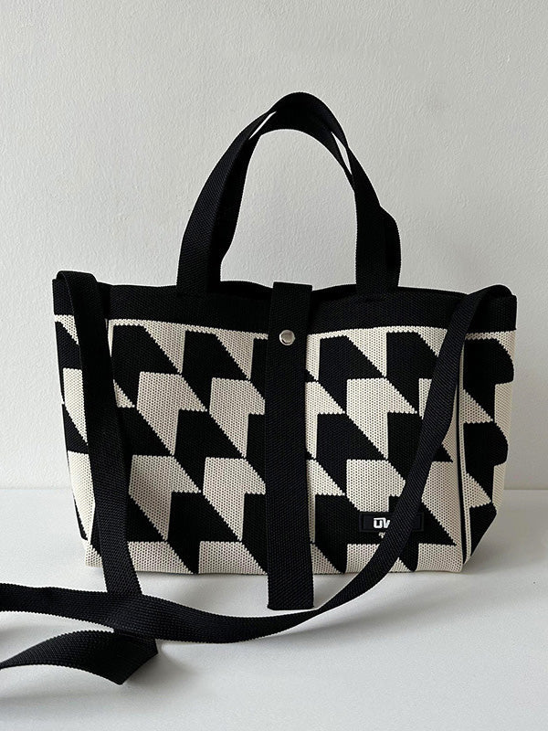 Sophisticated Bag with a Clean Classic Look
