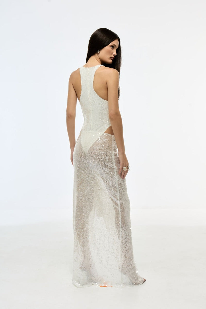 Beautifully Finished Garment in a Timeless Design
