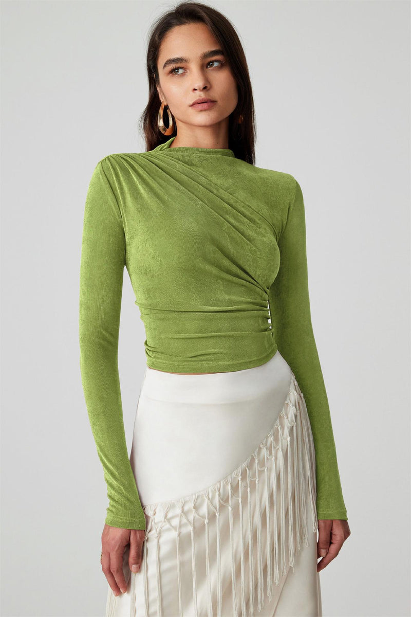 Effortlessly Elegant Top with a Timeless Design