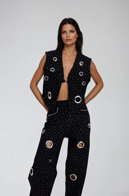 Gracefully Styled Pants for Any Occasion