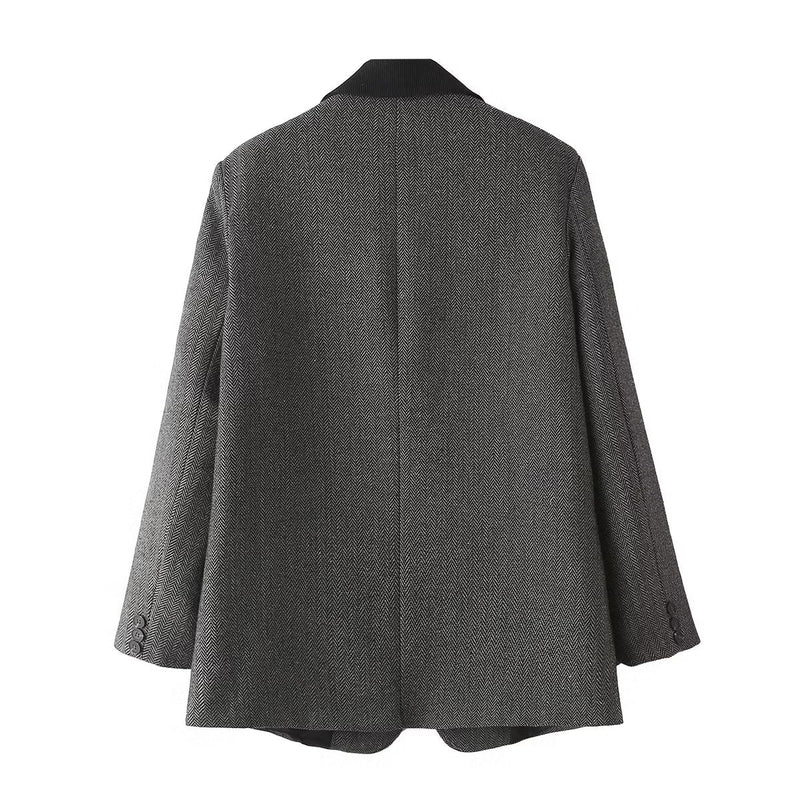 Classic Vintage Garment with a Flattering Fit