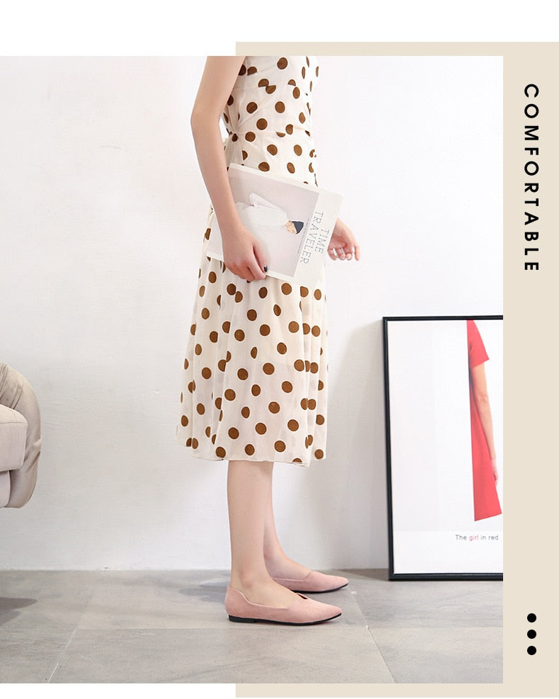 Well Tailored Garment with a Graceful Silhouette
