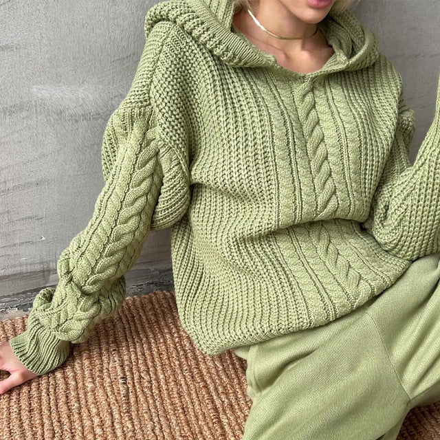 Well Tailored Sweater with a Graceful Silhouette