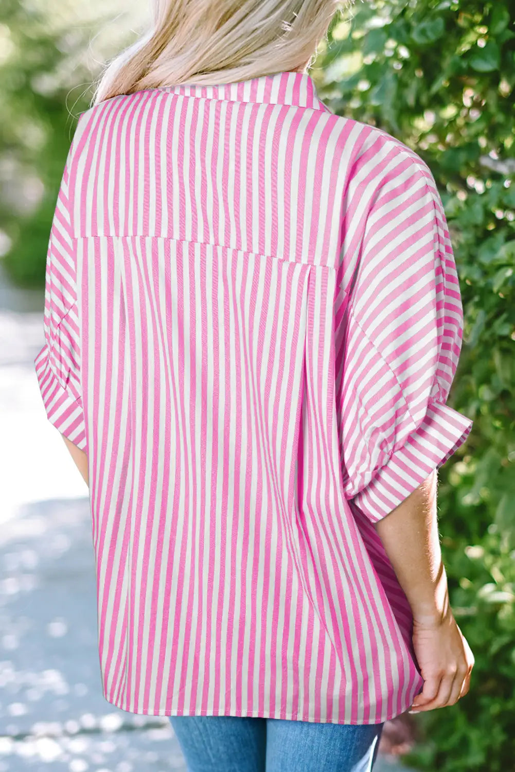 Classic Vintage Shirt with a Flattering Fit