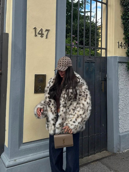 Elegantly Styled Jacket for Everyday Wear