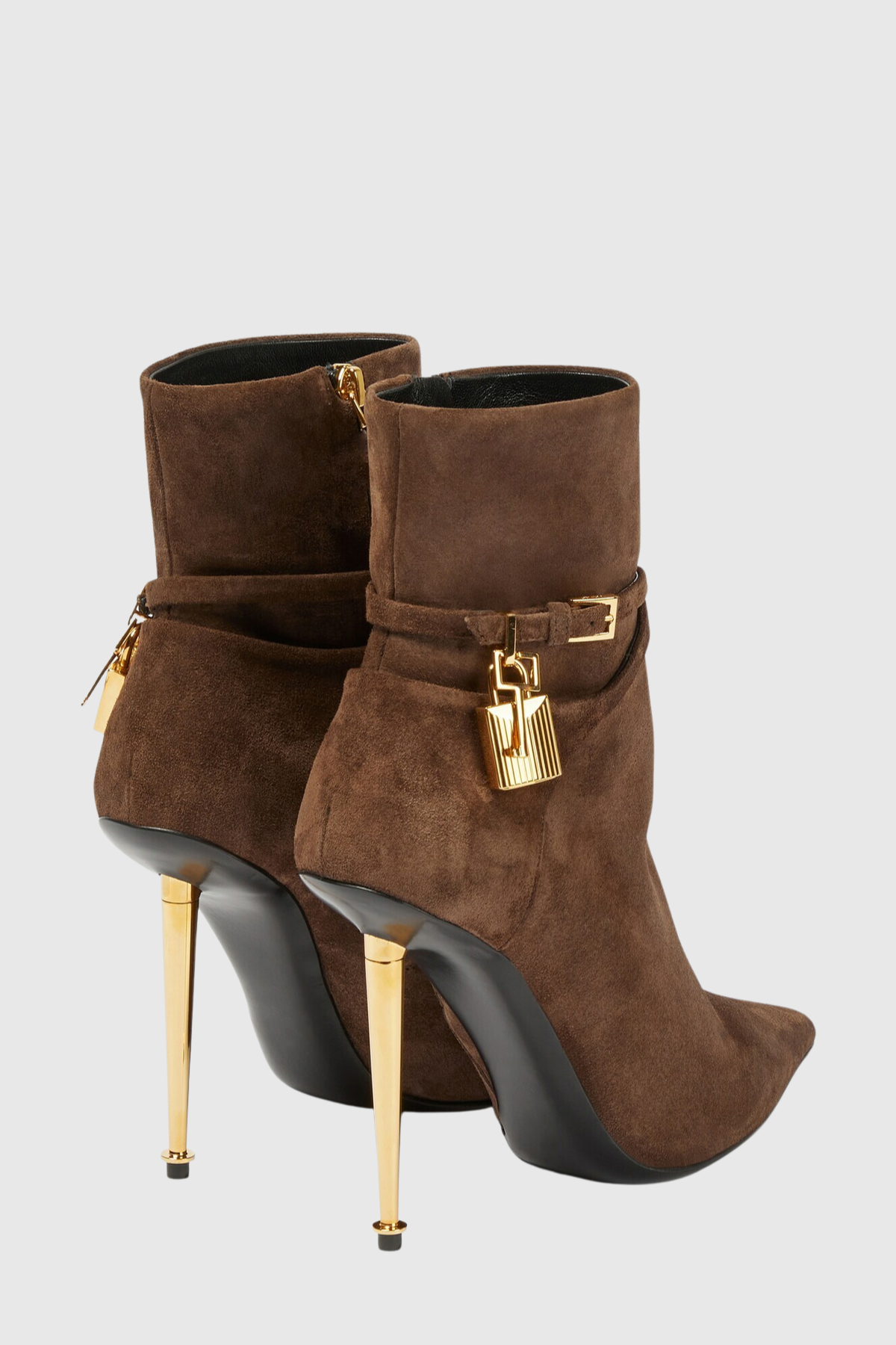 Gracefully Styled Boots for Any Occasion