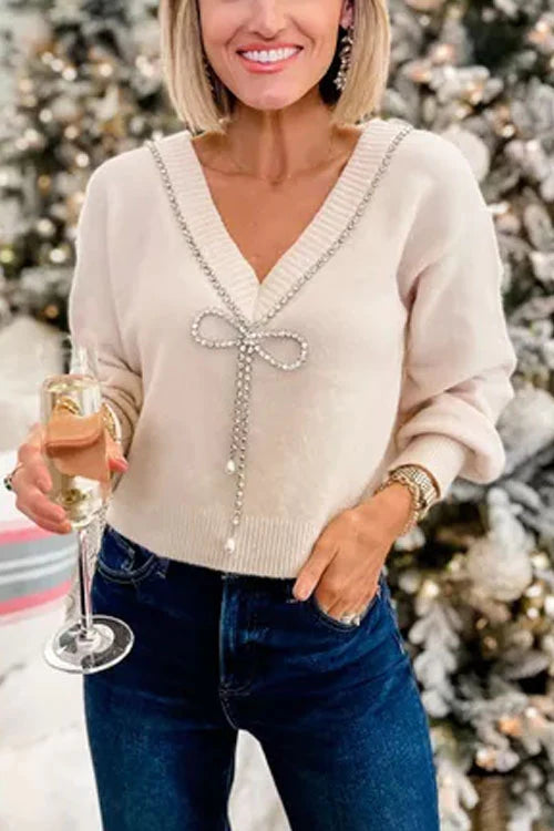 Classic Vintage Sweater with a Flattering Fit