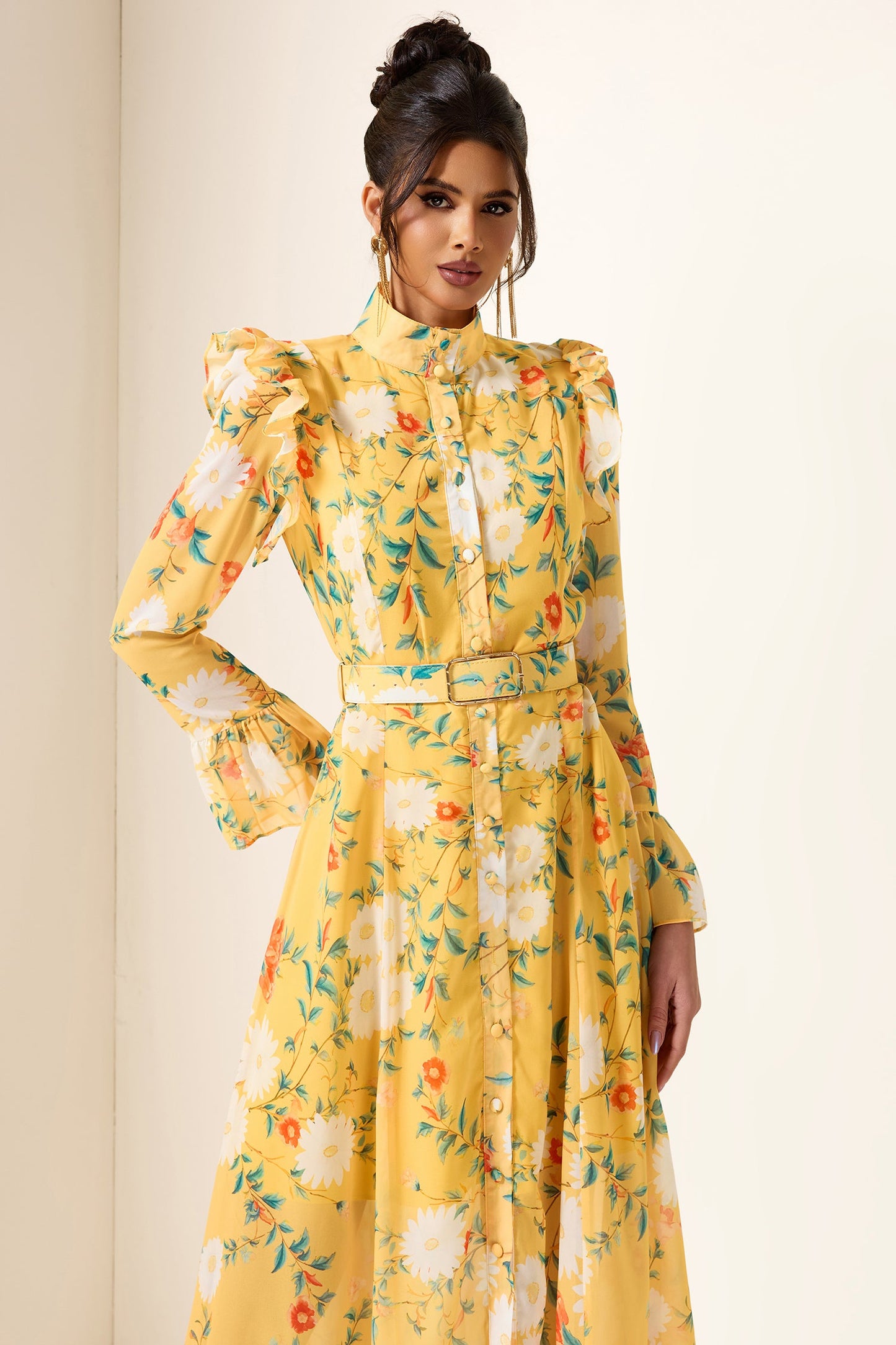 Sophisticated Dress with a Clean Classic Look