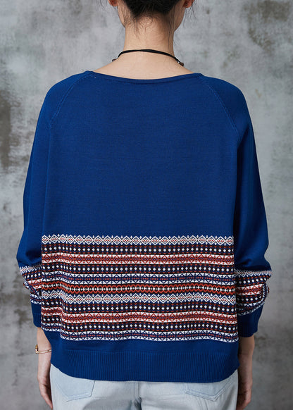 Effortlessly Elegant Sweater with a Timeless Design