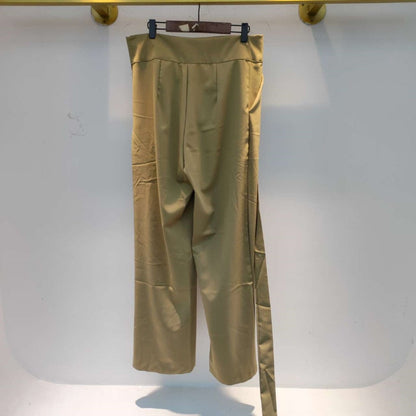 A Vintage Style Pants with Delicate Timeless Details