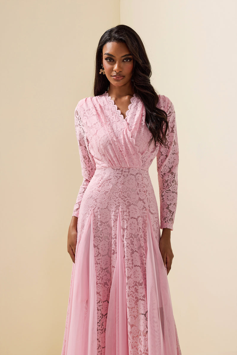 Gracefully Styled Dress for Any Occasion
