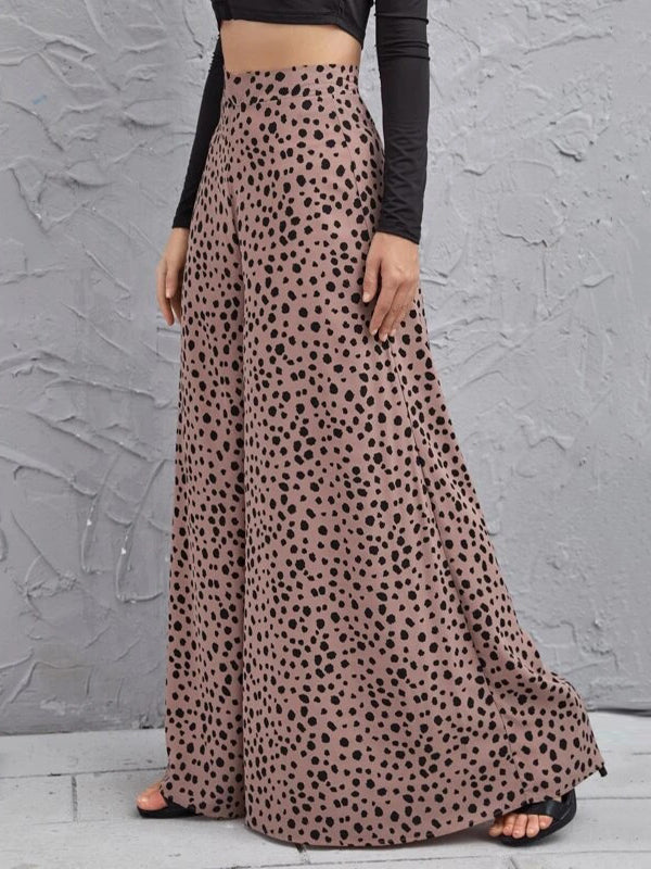 Elegantly Styled Trousers for Everyday Wear