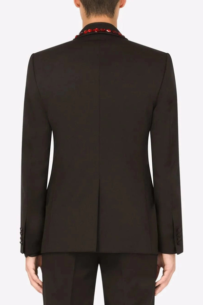 Gracefully Styled Garment for Any Occasion
