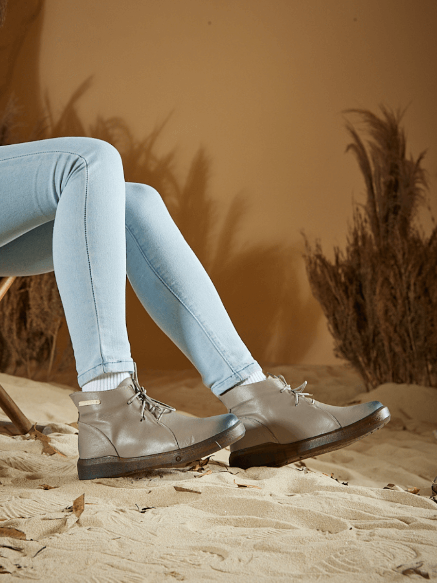 Polished Boots with an Effortless Classic Look