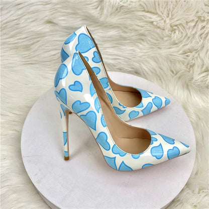 Classic Vintage Shoes with a Flattering Fit