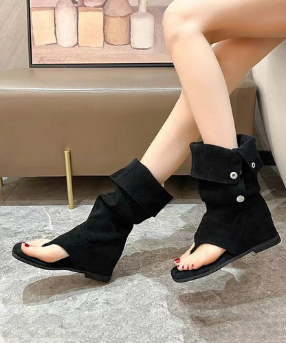 Polished Boots with an Effortless Classic Look