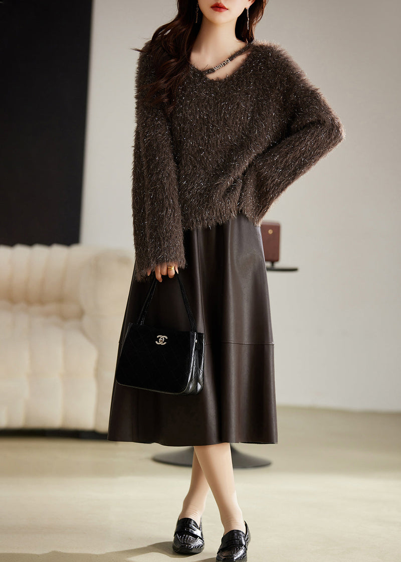 Well Tailored Sweater with a Graceful Silhouette
