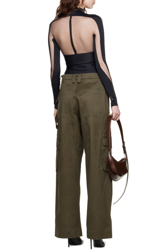 Beautifully Crafted Pants in a Classic Style