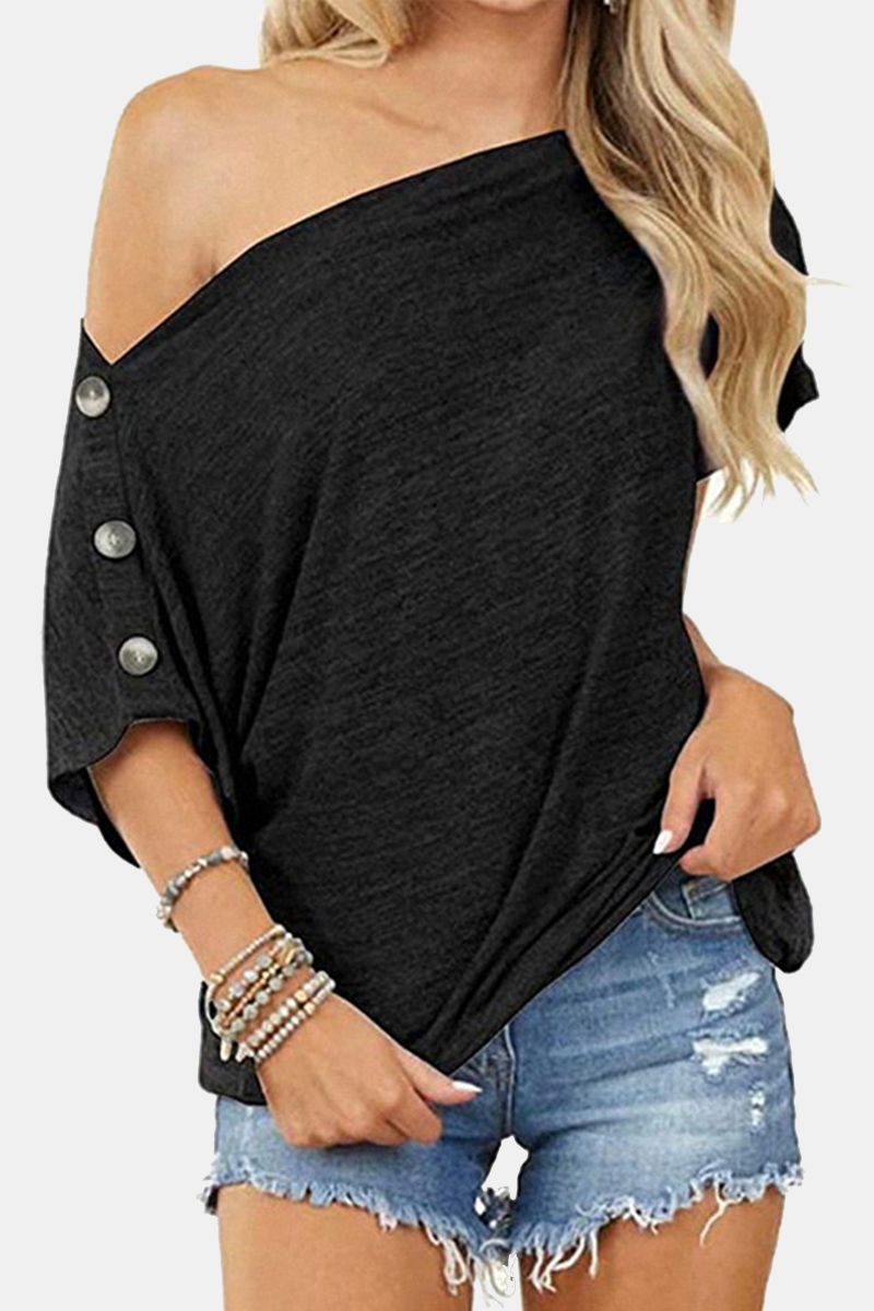 Beautifully Finished T-Shirt in a Timeless Design