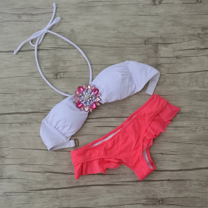 Well Tailored Bikini with a Graceful Silhouette