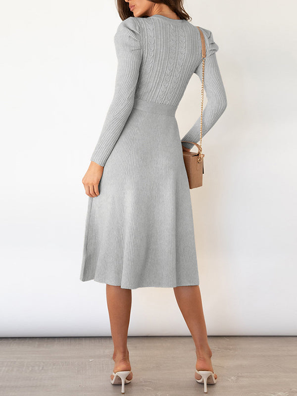 Effortlessly Elegant Sweater with a Timeless Design