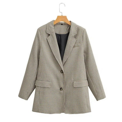 Elegantly Styled Garment for Everyday Wear