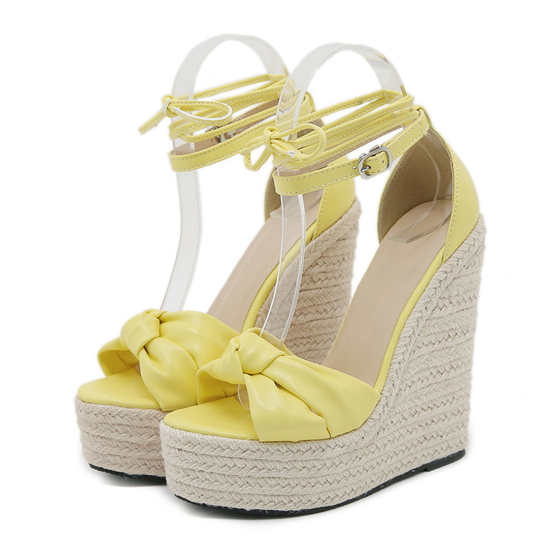 Polished Heels with an Effortless Classic Look