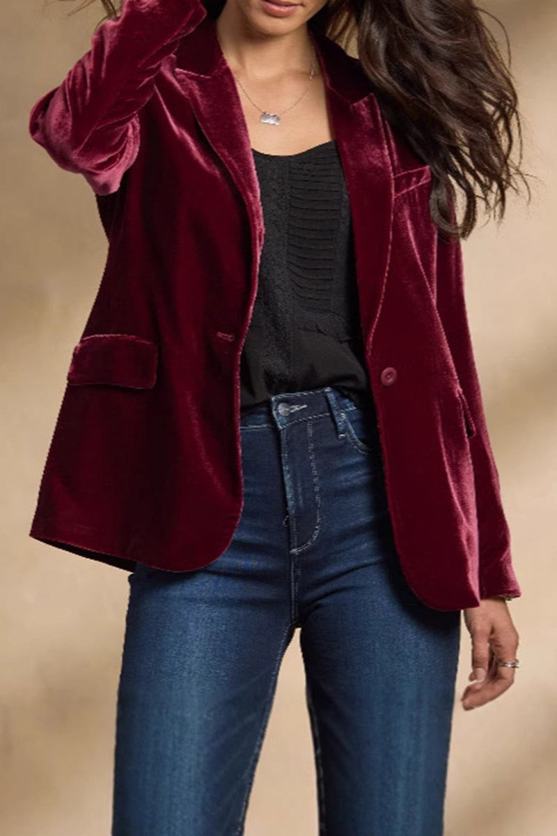 Well Tailored Garment with a Graceful Silhouette