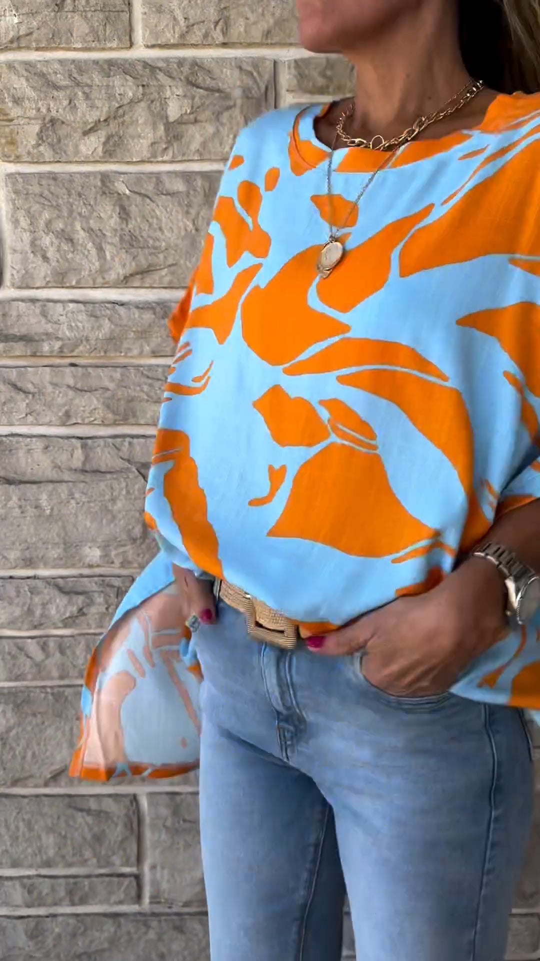 Elegantly Styled T-Shirt for Everyday Wear
