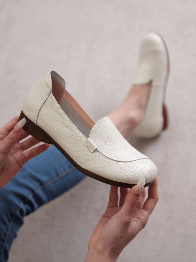 Gracefully Styled Garment for Any Occasion