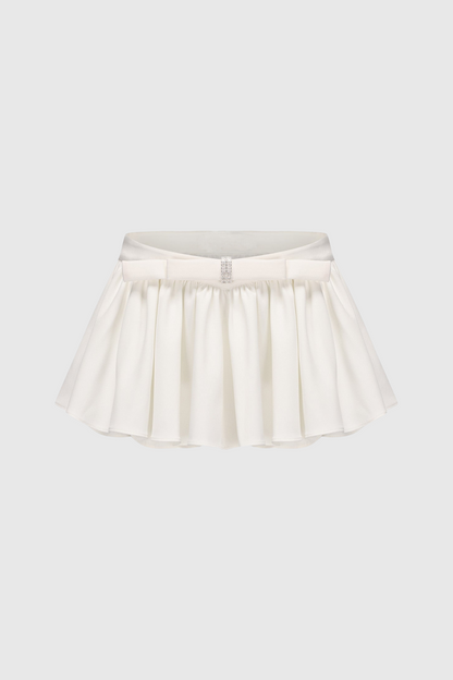 Gracefully Styled Garment for Any Occasion