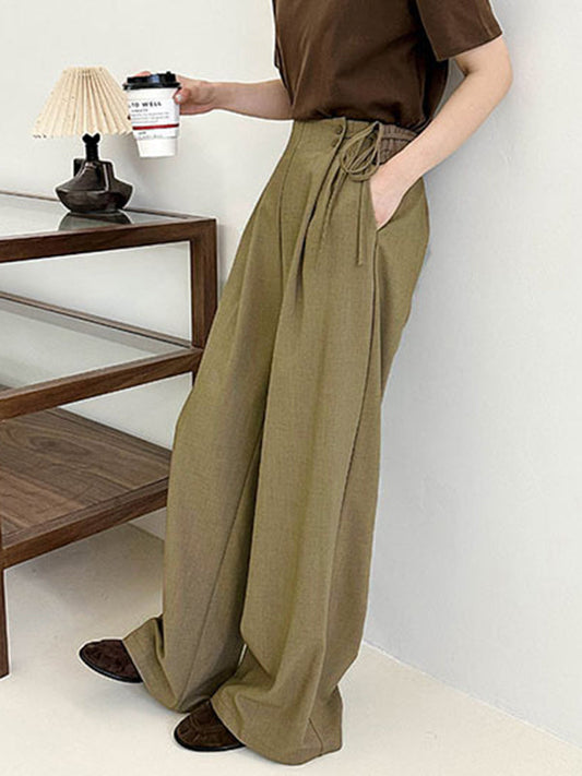 A Vintage Style Pants with Delicate Timeless Details