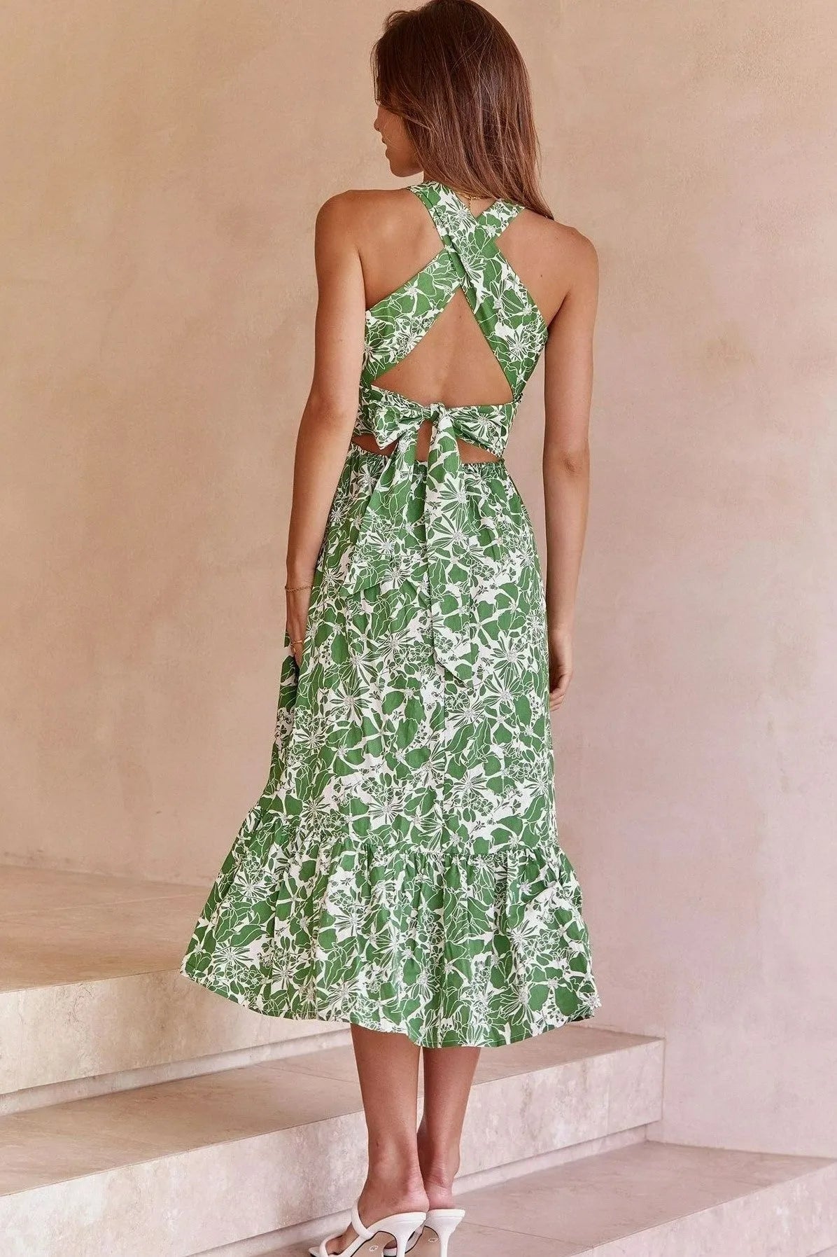 A Vintage Style Dress with Delicate Timeless Details