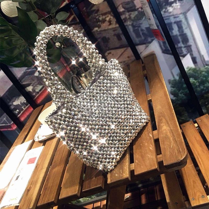 Effortlessly Elegant Bag with a Timeless Design