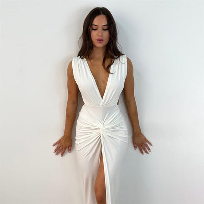 Effortlessly Elegant Dress with a Timeless Design
