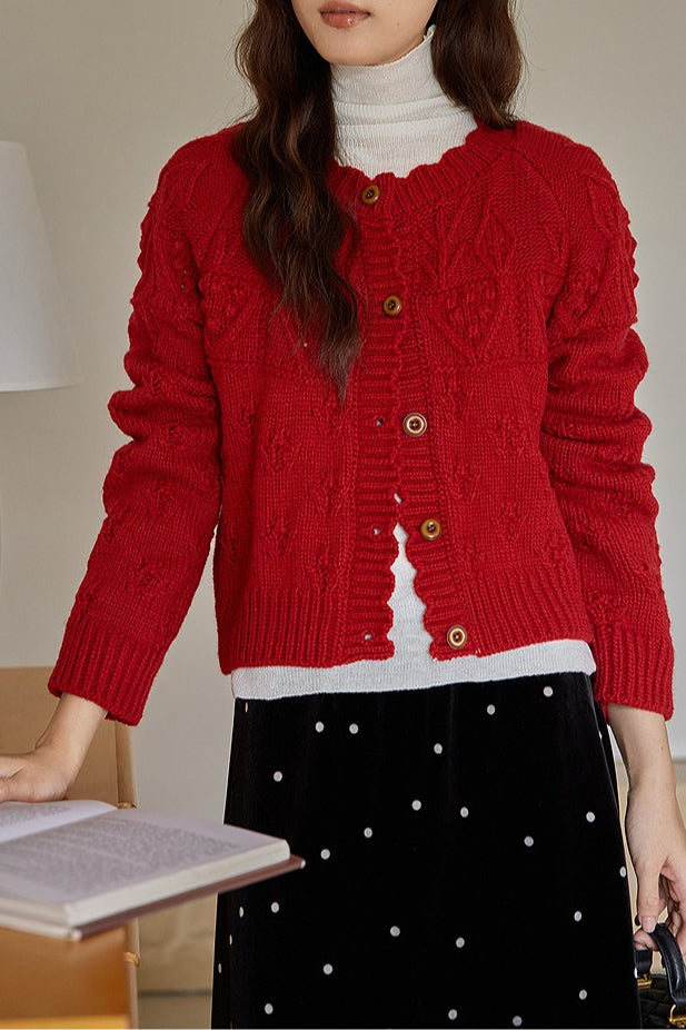 Beautifully Finished Cardigan in a Timeless Design