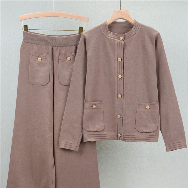 Beautifully Crafted Cardigan in a Classic Style