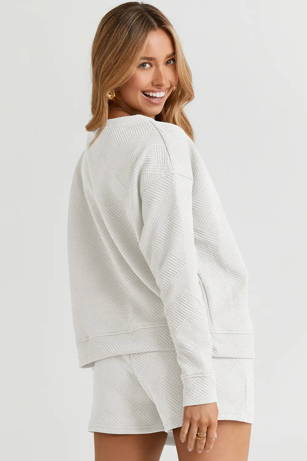 Well Tailored Garment with a Graceful Silhouette