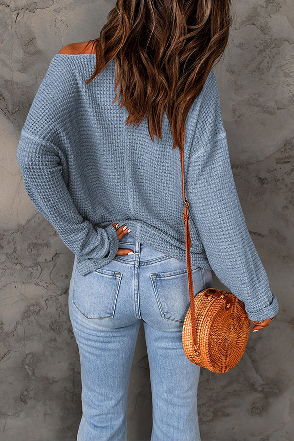 Beautifully Finished Top in a Timeless Design