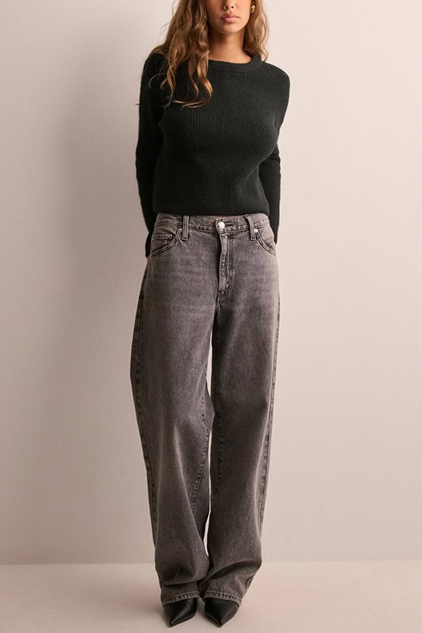 Effortlessly Elegant Cardigan with a Timeless Design