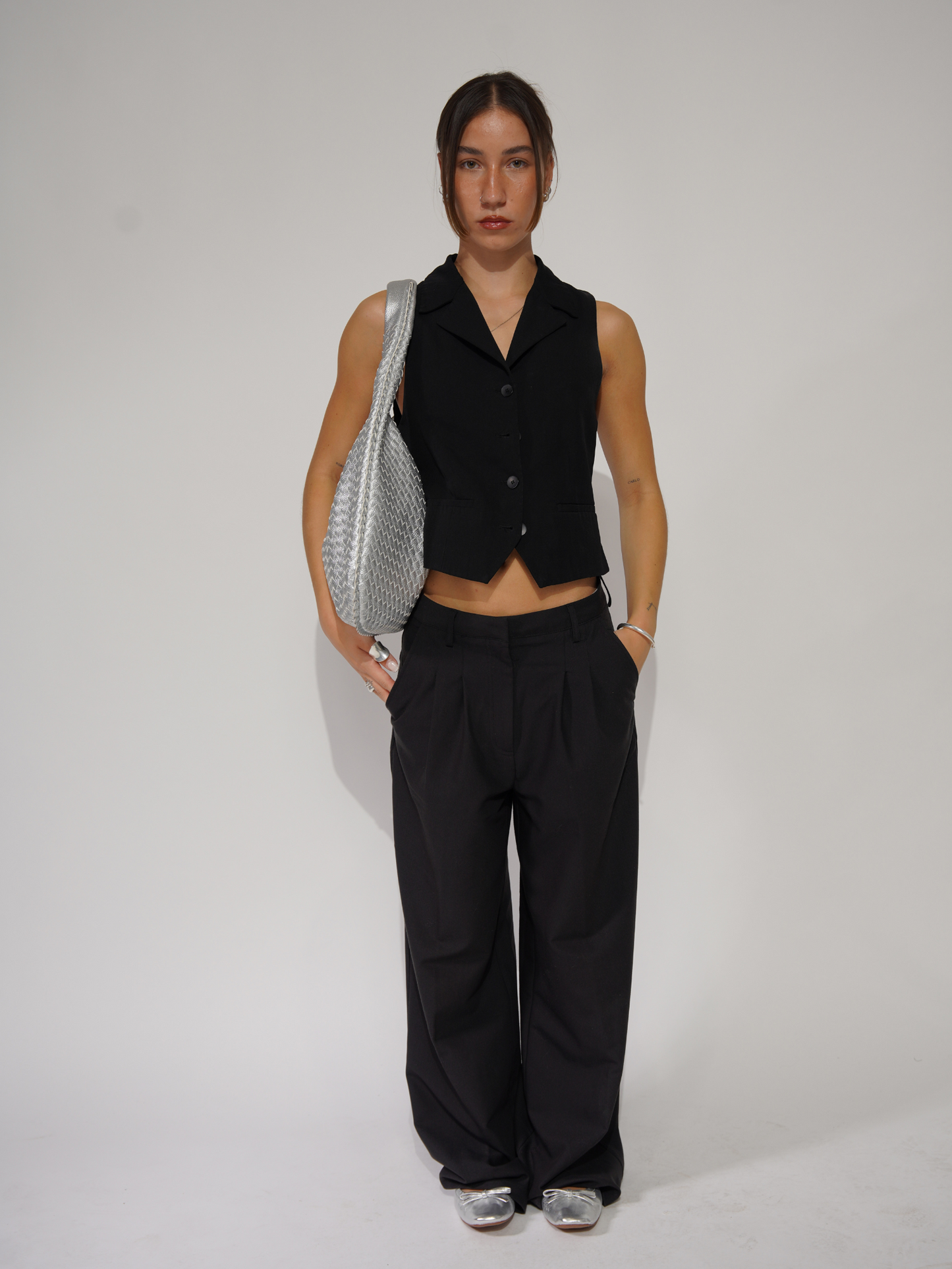 Gracefully Styled Bag for Any Occasion