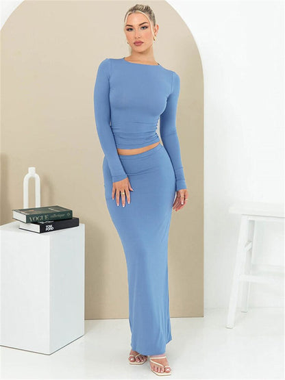 Well Tailored Top with a Graceful Silhouette