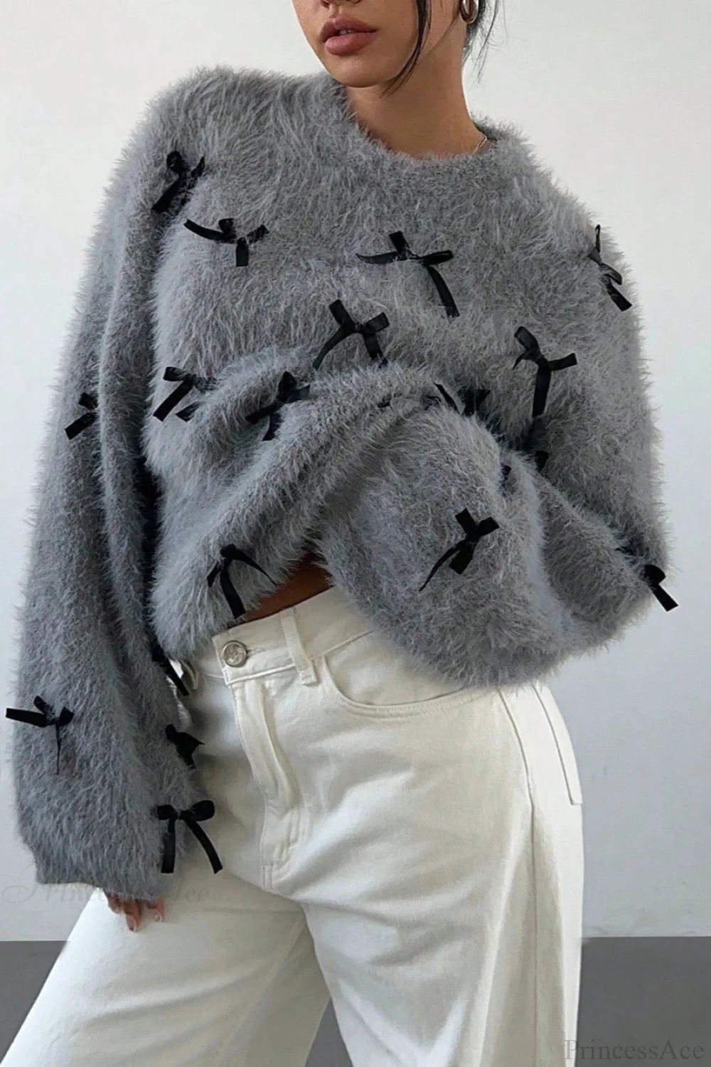 Polished Sweater with an Effortless Classic Look