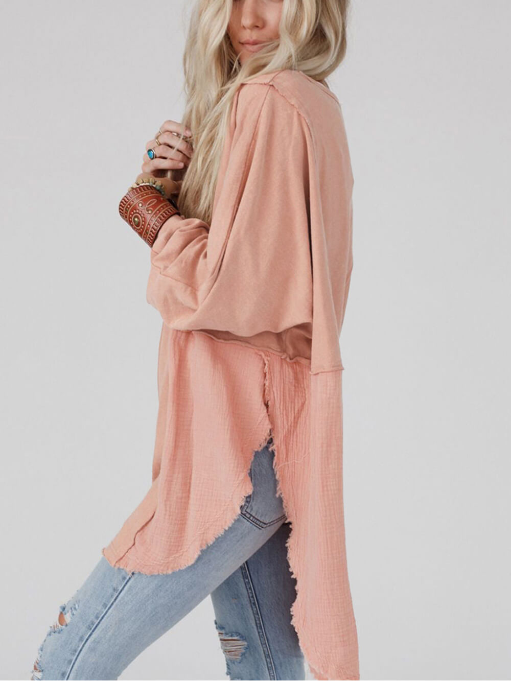 Well Tailored Shirt with a Graceful Silhouette