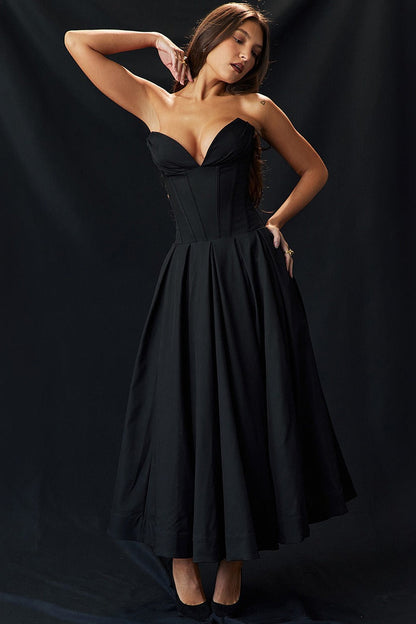 Polished Dress with an Effortless Classic Look
