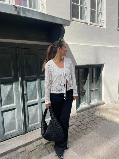 Classic Vintage Bag with a Flattering Fit