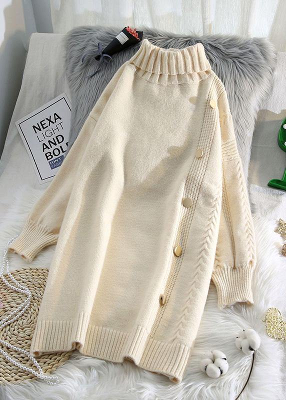 Effortlessly Elegant Sweater with a Timeless Design