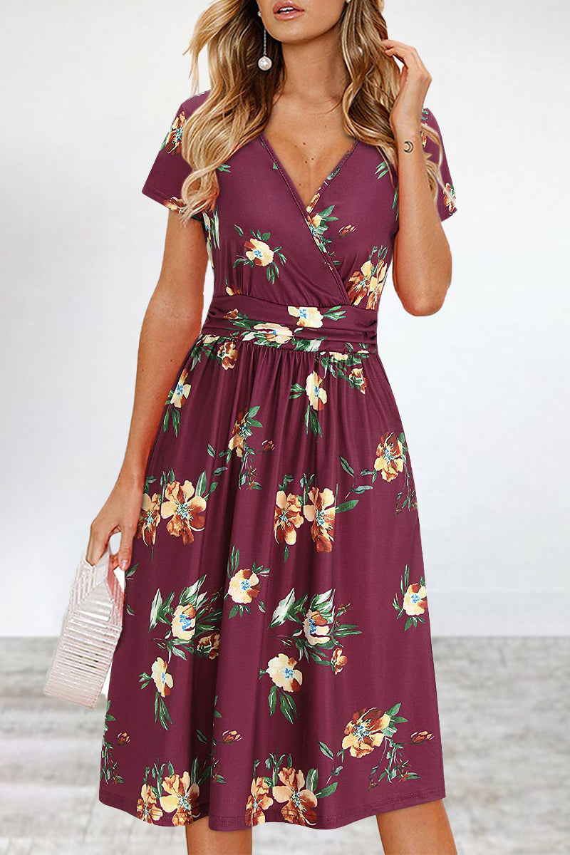 Well Tailored Dress with a Graceful Silhouette