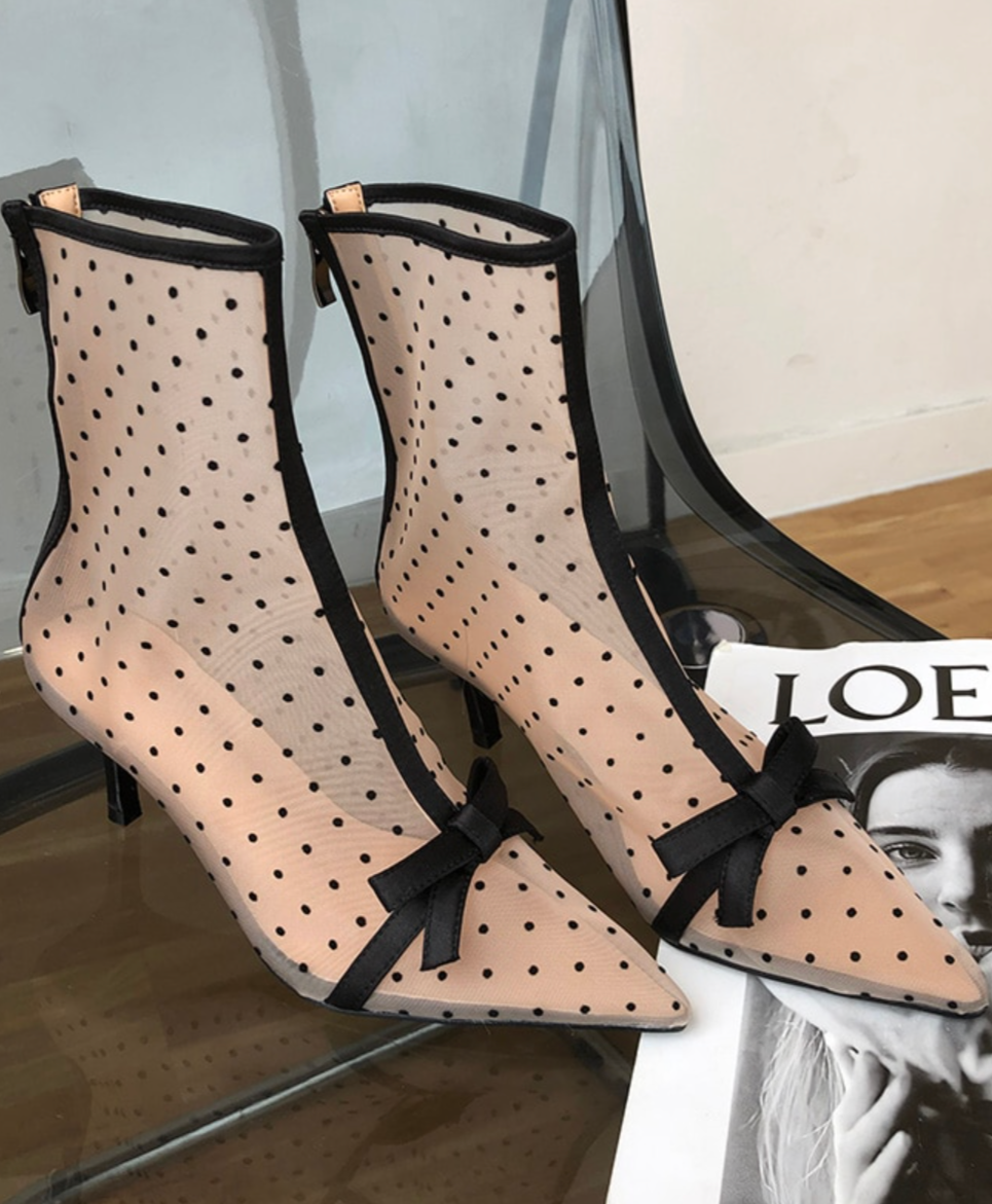 Classic Vintage Boots with a Flattering Fit