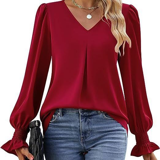 Beautifully Finished Pullover in a Timeless Design